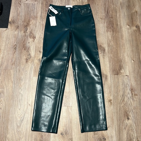 Aritzia Wilfred “The Melina” Faux Leather Pants in Aventurine Green - Picture 3 of 7